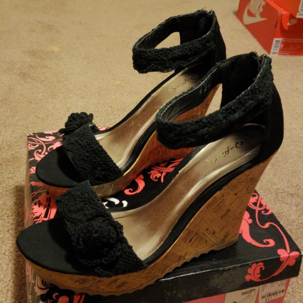 Wedge sandal